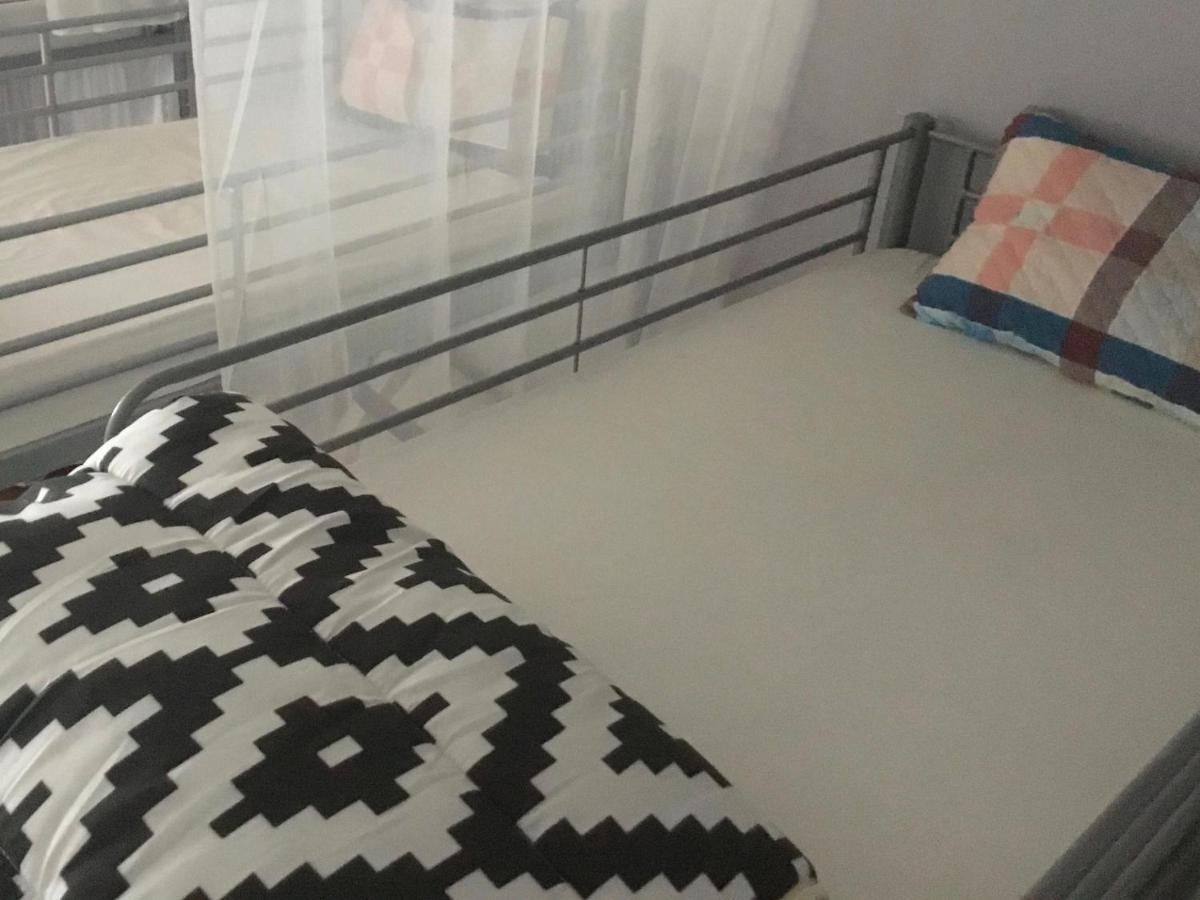 Just For Sleep-Daily Stay 20H To 10H Apres Votre Arrivee Dans Le Batiment D'Entree, Contact I'Hote Via Le Message Ici De Reservation Pour L'Enregistrement I'Entree Dans La Propriete Sans I'Approbation Est Interdite-Resevation D'Un Tiers Est Inaccepta Бобиньи Экстерьер фото